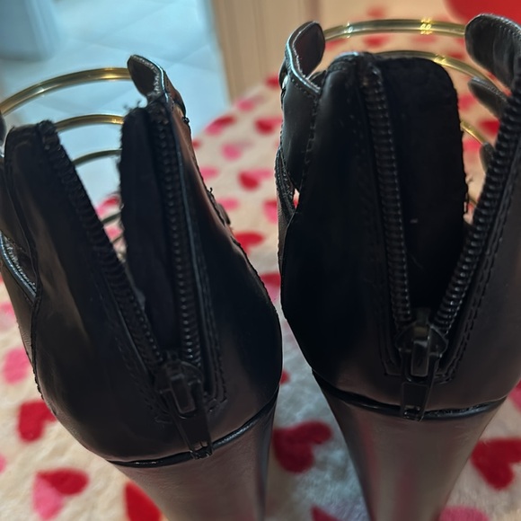 Steve Madden platforms - Picture 4 of 5